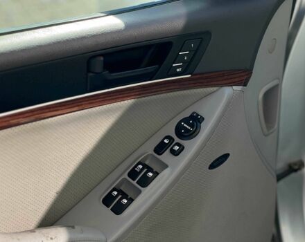 Сірий Хендай іх55 (Веракруз), об'ємом двигуна 3.8 л та пробігом 238 тис. км за 10800 $, фото 6 на Automoto.ua