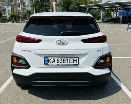 Белый Хендай Kona, объемом двигателя 1.58 л и пробегом 128 тыс. км за 16500 $, фото 1 на Automoto.ua