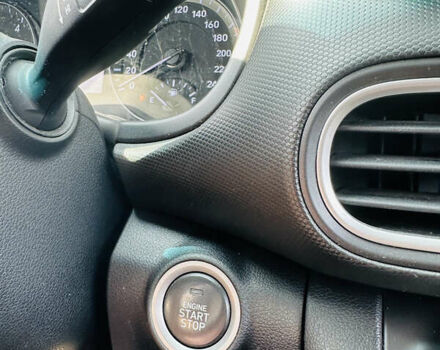 Белый Хендай Kona, объемом двигателя 1.58 л и пробегом 128 тыс. км за 16500 $, фото 14 на Automoto.ua