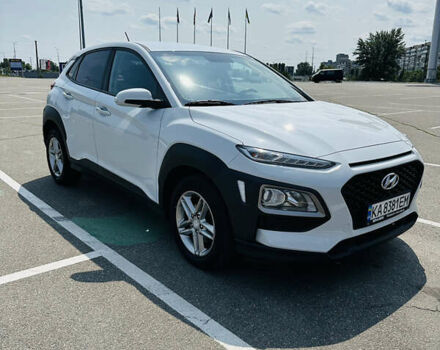 Белый Хендай Kona, объемом двигателя 1.58 л и пробегом 128 тыс. км за 16500 $, фото 4 на Automoto.ua