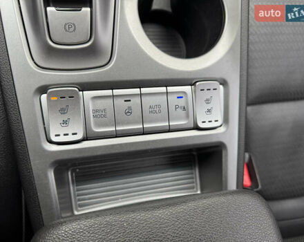 Белый Хендай Kona, объемом двигателя 0 л и пробегом 179 тыс. км за 16350 $, фото 60 на Automoto.ua