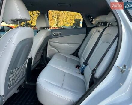 Белый Хендай Kona, объемом двигателя 0 л и пробегом 128 тыс. км за 17300 $, фото 10 на Automoto.ua