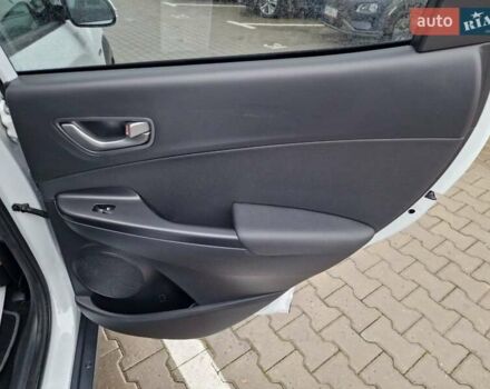 Белый Хендай Kona, объемом двигателя 0 л и пробегом 15 тыс. км за 15300 $, фото 43 на Automoto.ua