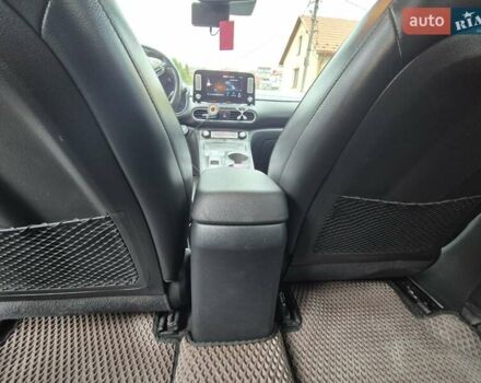 Белый Хендай Kona, объемом двигателя 0 л и пробегом 179 тыс. км за 17000 $, фото 13 на Automoto.ua