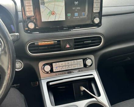 Хендай Kona 2018 в Хмельницком на Automoto.ua Белый Хендай Kona, объемом двигателя 0 л и пробегом 94 тыс. км за 14800 $, фото 5 на Automoto.ua