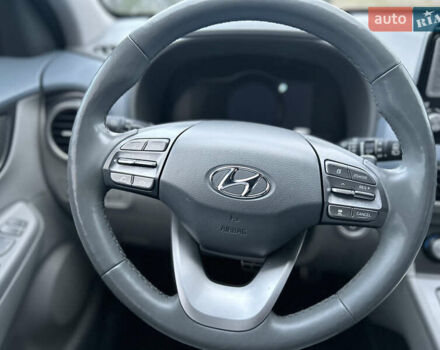 Белый Хендай Kona, объемом двигателя 0 л и пробегом 126 тыс. км за 16999 $, фото 20 на Automoto.ua