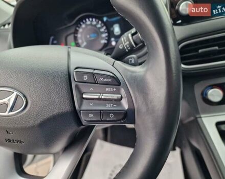 Белый Хендай Kona, объемом двигателя 0 л и пробегом 15 тыс. км за 15300 $, фото 32 на Automoto.ua