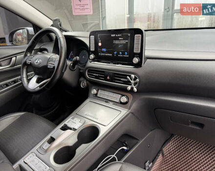 Белый Хендай Kona, объемом двигателя 0 л и пробегом 179 тыс. км за 16350 $, фото 54 на Automoto.ua