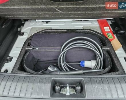 Белый Хендай Kona, объемом двигателя 0 л и пробегом 155 тыс. км за 16000 $, фото 19 на Automoto.ua