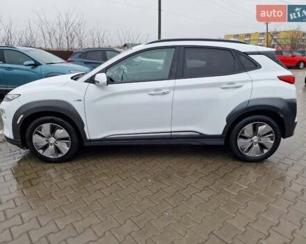 Белый Хендай Kona, объемом двигателя 0 л и пробегом 15 тыс. км за 15300 $, фото 17 на Automoto.ua
