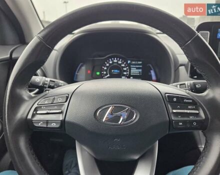 Белый Хендай Kona, объемом двигателя 0 л и пробегом 38 тыс. км за 15000 $, фото 10 на Automoto.ua