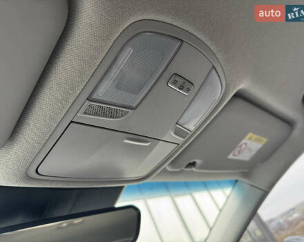 Белый Хендай Kona, объемом двигателя 0 л и пробегом 179 тыс. км за 16350 $, фото 66 на Automoto.ua