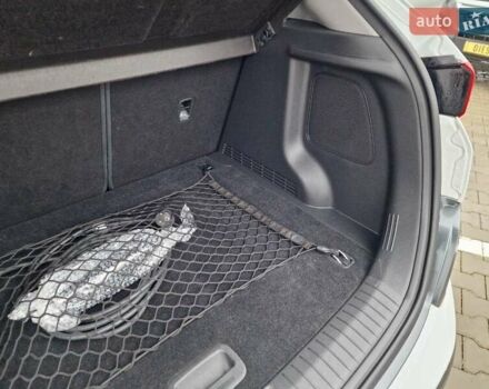 Белый Хендай Kona, объемом двигателя 0 л и пробегом 15 тыс. км за 15300 $, фото 52 на Automoto.ua