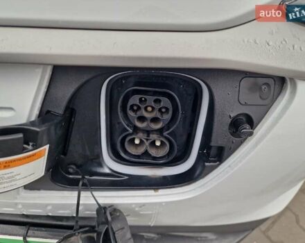 Белый Хендай Kona, объемом двигателя 0 л и пробегом 15 тыс. км за 15300 $, фото 5 на Automoto.ua