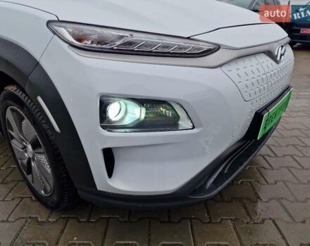 Белый Хендай Kona, объемом двигателя 0 л и пробегом 15 тыс. км за 15300 $, фото 8 на Automoto.ua
