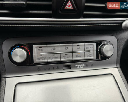 Белый Хендай Kona, объемом двигателя 0 л и пробегом 179 тыс. км за 16350 $, фото 59 на Automoto.ua