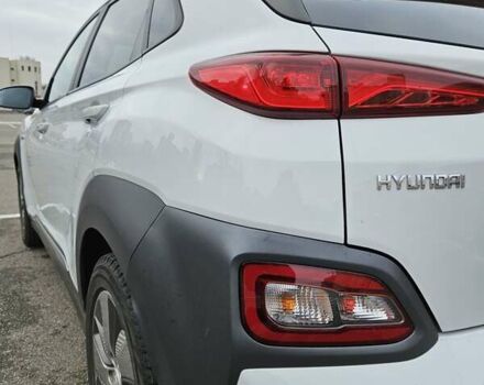 Белый Хендай Kona, объемом двигателя 0 л и пробегом 155 тыс. км за 16000 $, фото 15 на Automoto.ua