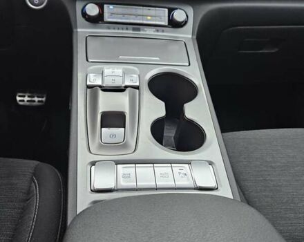 Белый Хендай Kona, объемом двигателя 0 л и пробегом 155 тыс. км за 16000 $, фото 34 на Automoto.ua