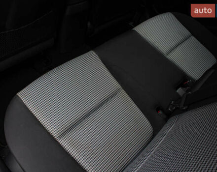 Белый Хендай Kona, объемом двигателя 2 л и пробегом 98 тыс. км за 15200 $, фото 20 на Automoto.ua