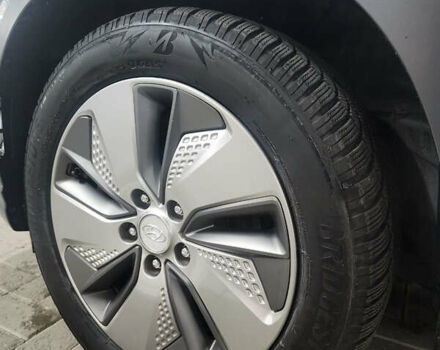 Белый Хендай Kona, объемом двигателя 0 л и пробегом 109 тыс. км за 17900 $, фото 41 на Automoto.ua