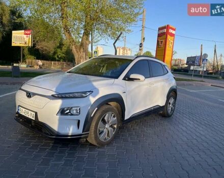 Белый Хендай Kona, объемом двигателя 0 л и пробегом 78 тыс. км за 16700 $, фото 18 на Automoto.ua