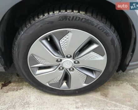 Білий Хендай Kona, об'ємом двигуна 0 л та пробігом 113 тис. км за 18300 $, фото 70 на Automoto.ua