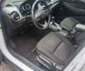 Белый Хендай Kona, объемом двигателя 2 л и пробегом 93 тыс. км за 16250 $, фото 1 на Automoto.ua