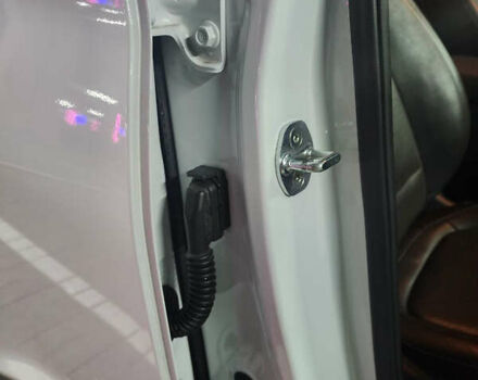 Белый Хендай Kona, объемом двигателя 0 л и пробегом 109 тыс. км за 17900 $, фото 38 на Automoto.ua