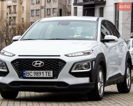 Белый Хендай Kona, объемом двигателя 2 л и пробегом 98 тыс. км за 15200 $, фото 4 на Automoto.ua