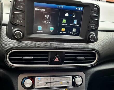 Білий Хендай Kona, об'ємом двигуна 0 л та пробігом 96 тис. км за 15900 $, фото 10 на Automoto.ua