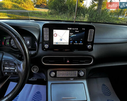 Білий Хендай Kona, об'ємом двигуна 0 л та пробігом 92 тис. км за 16550 $, фото 25 на Automoto.ua