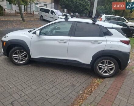 Белый Хендай Kona, объемом двигателя 2 л и пробегом 93 тыс. км за 16250 $, фото 6 на Automoto.ua