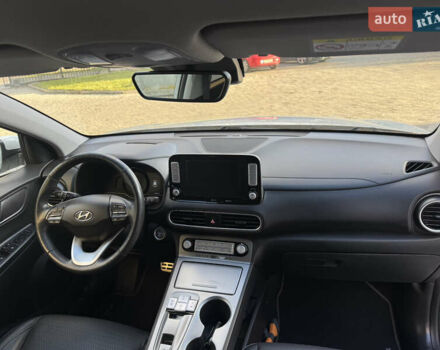 Білий Хендай Kona, об'ємом двигуна 0 л та пробігом 112 тис. км за 16499 $, фото 33 на Automoto.ua