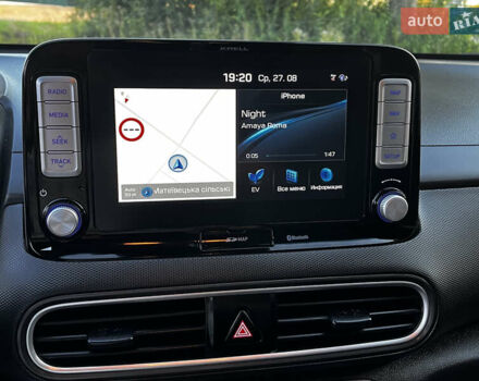 Білий Хендай Kona, об'ємом двигуна 0 л та пробігом 92 тис. км за 16550 $, фото 24 на Automoto.ua