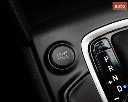 Белый Хендай Kona, объемом двигателя 2 л и пробегом 98 тыс. км за 15200 $, фото 38 на Automoto.ua