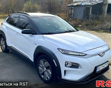 Білий Хендай Kona, об'ємом двигуна 0 л та пробігом 98 тис. км за 16500 $, фото 2 на Automoto.ua