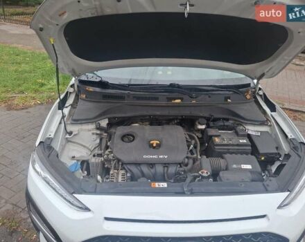 Белый Хендай Kona, объемом двигателя 2 л и пробегом 93 тыс. км за 16250 $, фото 13 на Automoto.ua