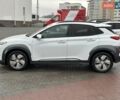 Белый Хендай Kona, объемом двигателя 0 л и пробегом 121 тыс. км за 16000 $, фото 2 на Automoto.ua