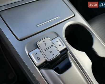 Белый Хендай Kona, объемом двигателя 0 л и пробегом 108 тыс. км за 16700 $, фото 19 на Automoto.ua