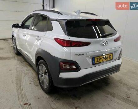 Білий Хендай Kona, об'ємом двигуна 0 л та пробігом 113 тис. км за 18300 $, фото 64 на Automoto.ua