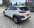 Білий Хендай Kona, об'ємом двигуна 0 л та пробігом 112 тис. км за 16499 $, фото 7 на Automoto.ua