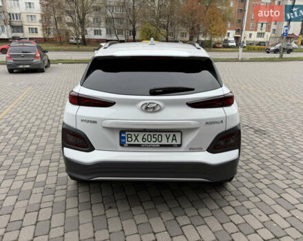 Білий Хендай Kona, об'ємом двигуна 0 л та пробігом 38 тис. км за 18200 $, фото 13 на Automoto.ua
