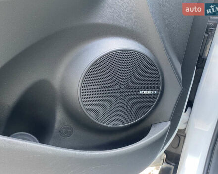 Белый Хендай Kona, объемом двигателя 0 л и пробегом 112 тыс. км за 17900 $, фото 16 на Automoto.ua