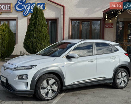 Белый Хендай Kona, объемом двигателя 0 л и пробегом 67 тыс. км за 16350 $, фото 10 на Automoto.ua