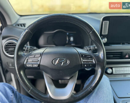 Белый Хендай Kona, объемом двигателя 0 л и пробегом 108 тыс. км за 16700 $, фото 33 на Automoto.ua