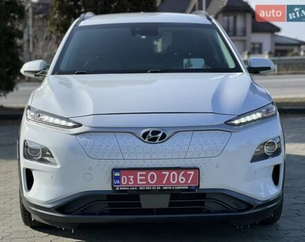 Белый Хендай Kona, объемом двигателя 0 л и пробегом 112 тыс. км за 16200 $, фото 36 на Automoto.ua