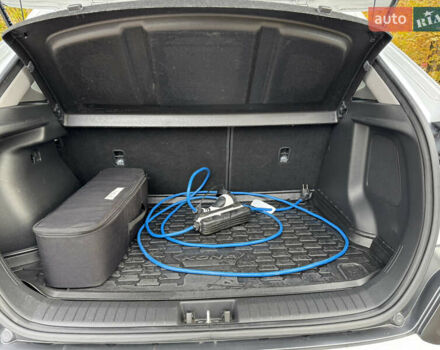 Белый Хендай Kona, объемом двигателя 0 л и пробегом 67 тыс. км за 16350 $, фото 83 на Automoto.ua