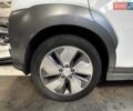 Білий Хендай Kona, об'ємом двигуна 0 л та пробігом 92 тис. км за 16900 $, фото 13 на Automoto.ua