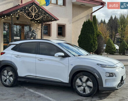 Белый Хендай Kona, объемом двигателя 0 л и пробегом 67 тыс. км за 16350 $, фото 17 на Automoto.ua