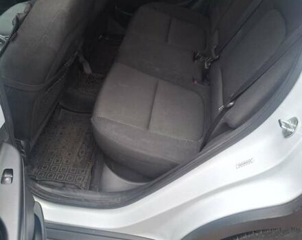 Белый Хендай Kona, объемом двигателя 2 л и пробегом 93 тыс. км за 16250 $, фото 2 на Automoto.ua